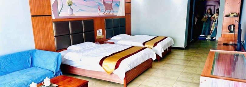 Combo sổ thông hành và khách sạn tại Hà Khẩu Trung Quốc