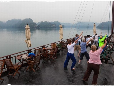 du-thuyen-jasmine-act1