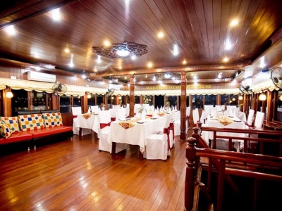 du-thuyen-majestic-restaurant