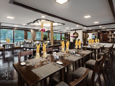 du-thuyen-orchid-Restaurant-(5)