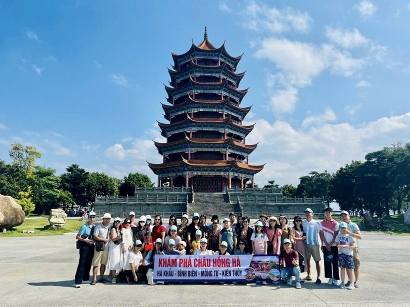 Lầu chư Tử - Du lịch Mông Tự Kiến Thủy Di Lặc 3 ngày 