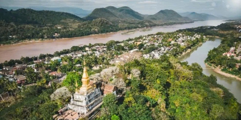 chùa Chomphet Lào - Tour du lịch Lào 5 ngày 4 đêm