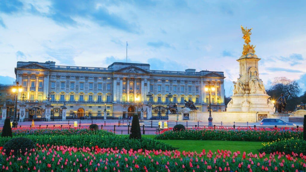 cung điện Buckingham ngôi nhà Hoàng gia Anh