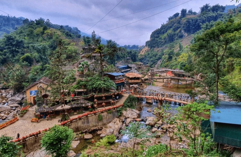 Bản C&aacute;t C&aacute;t - Du lịch Sapa 2 ng&agrave;y C&aacute;t C&aacute;t - Lao Chải - Tả Van